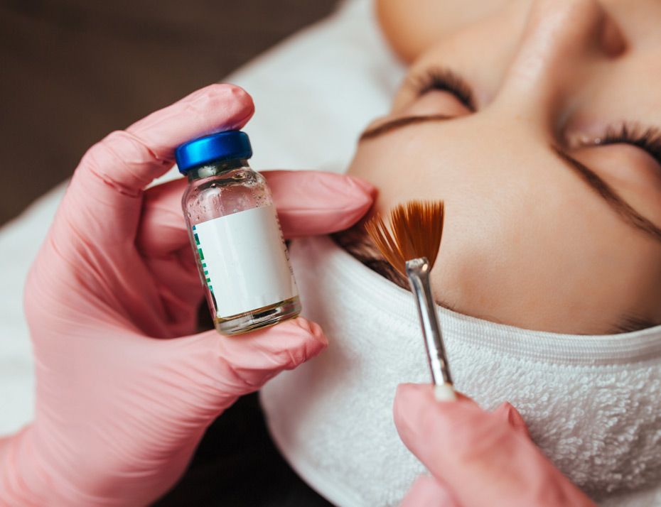 Concept-of-a-cosmetology-chemical-peeling-procedure