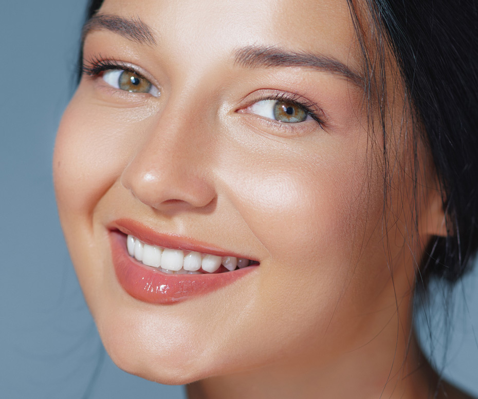 Confident-smiling-woman-after