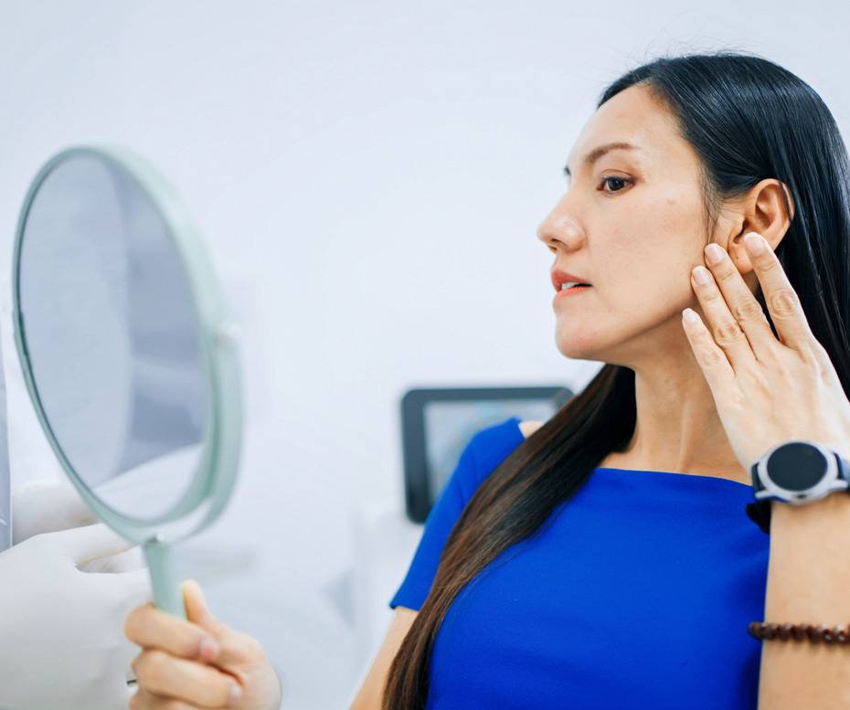 Patient-consultation-for-Botox-treatment